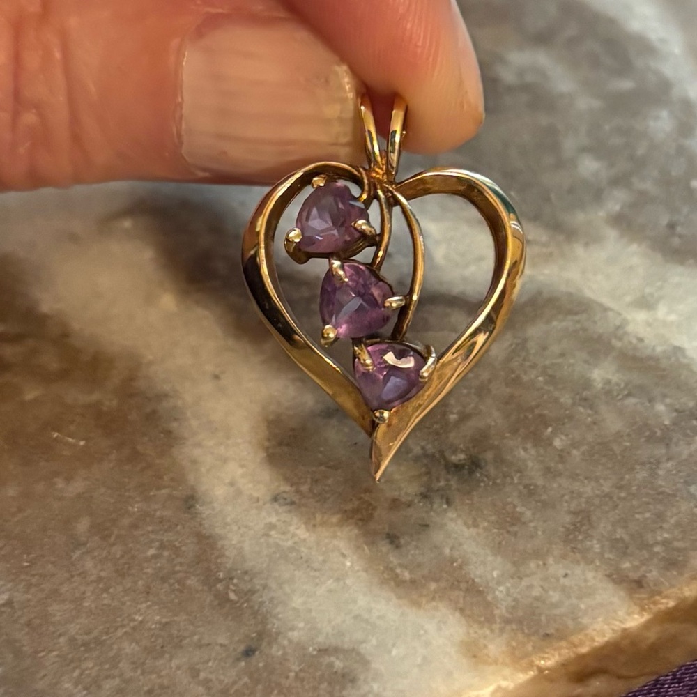 Gold Heart Pendant with amethyst Stones